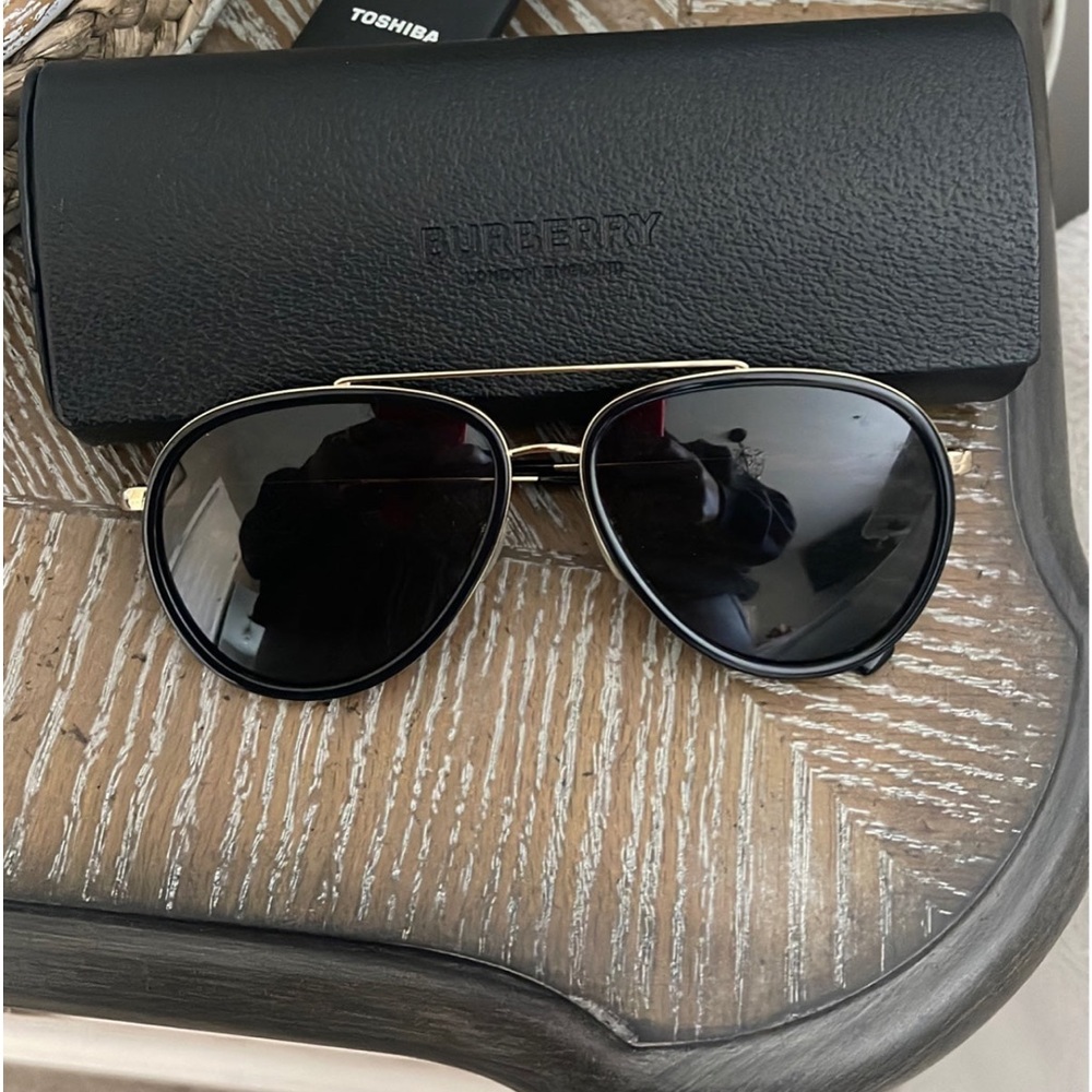 Burberry sunglasses